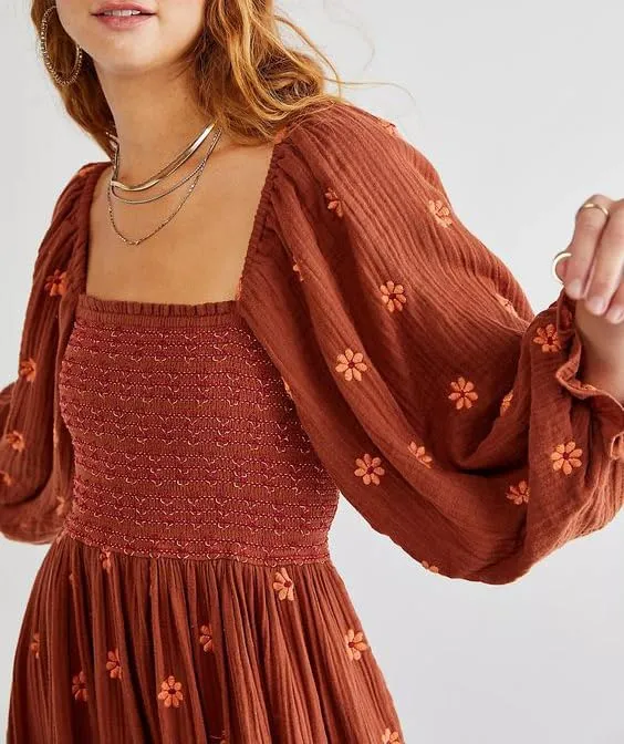 Boho Floral Puff Sleeve Dresses for Women 2024 Y2k Embroidered Flowy Smocked Maxi Dress Square Neck Beach Sundress
