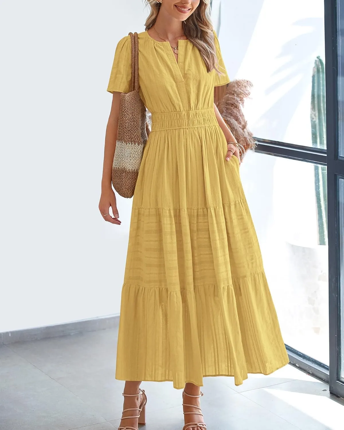 Womens Summer 2025 Casual Midi Maxi Dresses Lightweight Short Sleeve V Neck Elastic Waist Boho Beach Dress Pockets